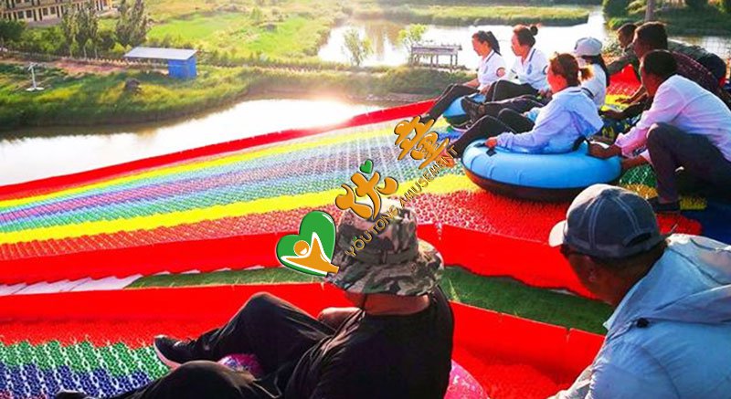 彩虹滑道介绍.jpg